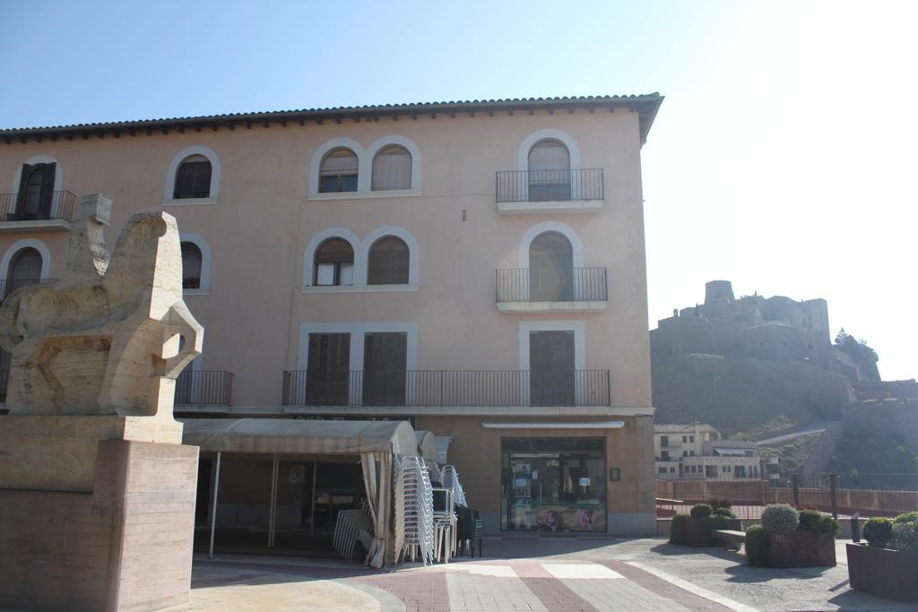 Apartment Market Square Cardona Room photo